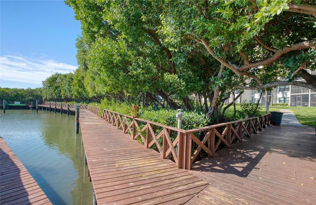 1304 PASADENA AVENUE S 3, South Pasadena, FL 33707