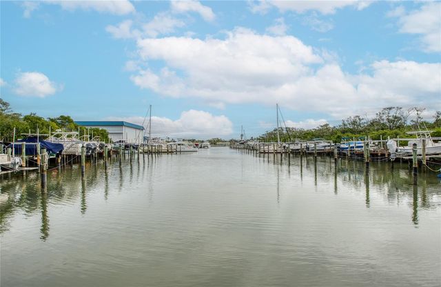 1304 PASADENA AVENUE S 3, South Pasadena, FL 33707