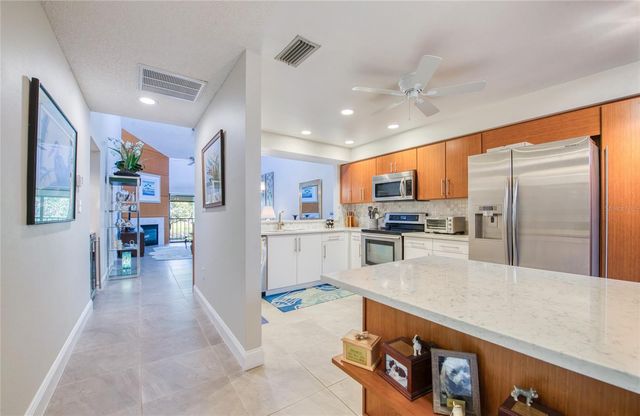 1304 PASADENA AVENUE S 3, South Pasadena, FL 33707