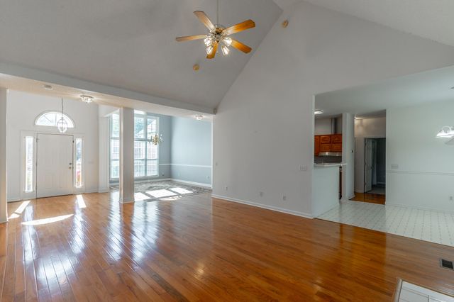 1615 Gunston Hall Road, Hixson, TN 37343