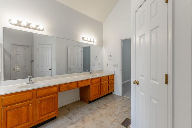 1615 Gunston Hall Road, Hixson, TN 37343