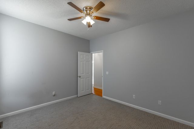 1615 Gunston Hall Road, Hixson, TN 37343