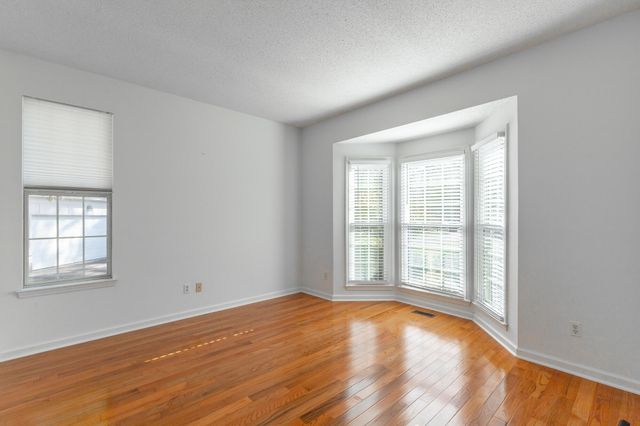 1615 Gunston Hall Road, Hixson, TN 37343
