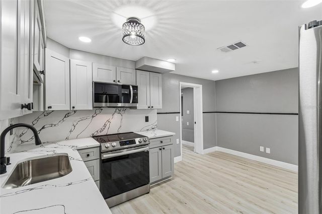 4834 MILE STRETCH DRIVE, Holiday, FL 34690