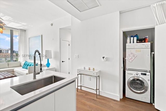 6799 Collins Ave 412, Miami Beach, FL 33141