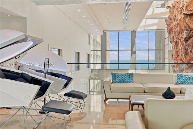 6799 Collins Ave 412, Miami Beach, FL 33141