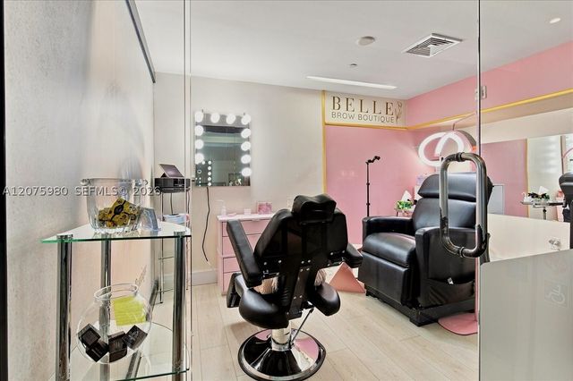 6799 Collins Ave 412, Miami Beach, FL 33141