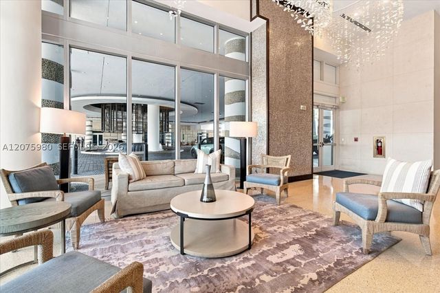 6799 Collins Ave 412, Miami Beach, FL 33141