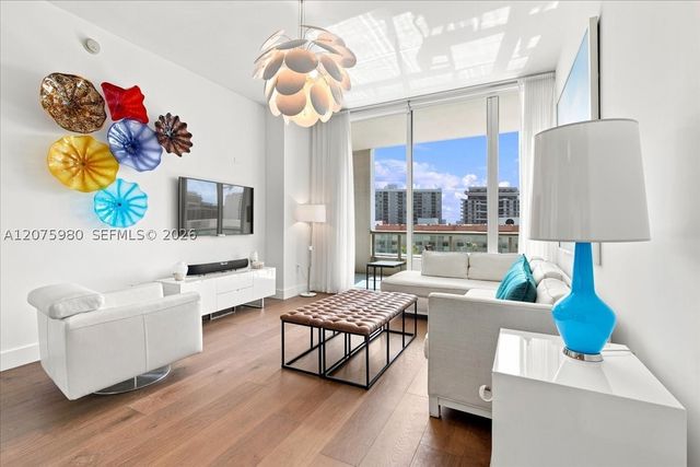 6799 Collins Ave 412, Miami Beach, FL 33141