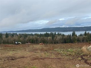 7 Track RimStone Loop, Belfair, WA 98528
