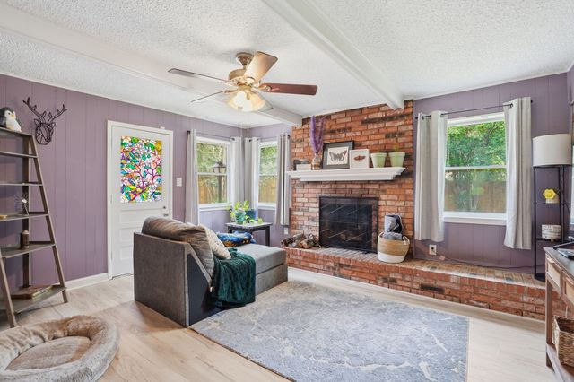 6801 Yolanda Drive, Fort Worth, TX 76112