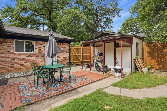 6801 Yolanda Drive, Fort Worth, TX 76112