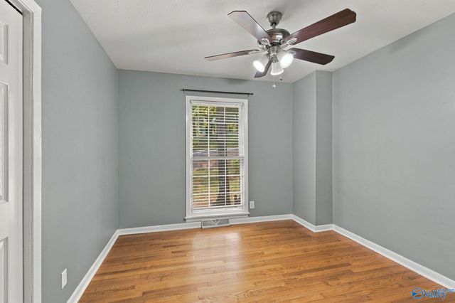 407 Sherwood Drive SE, Huntsville, AL 35802