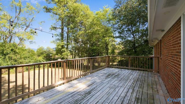 407 Sherwood Drive SE, Huntsville, AL 35802