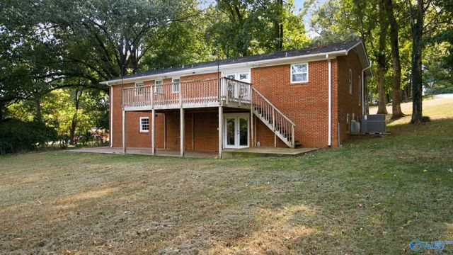 407 Sherwood Drive SE, Huntsville, AL 35802