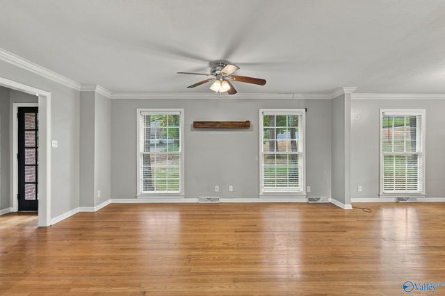 407 Sherwood Drive SE, Huntsville, AL 35802
