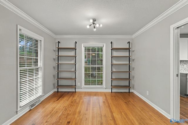 407 Sherwood Drive SE, Huntsville, AL 35802