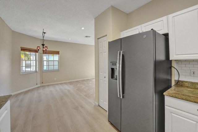 21193 Vía Eden, Boca Raton, FL 33433
