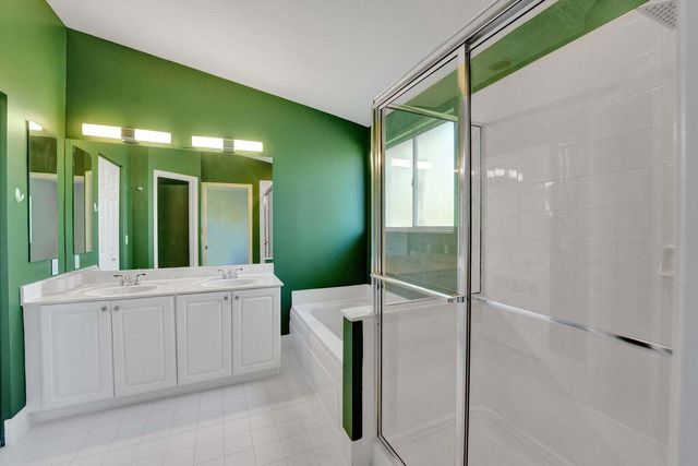 21193 Vía Eden, Boca Raton, FL 33433
