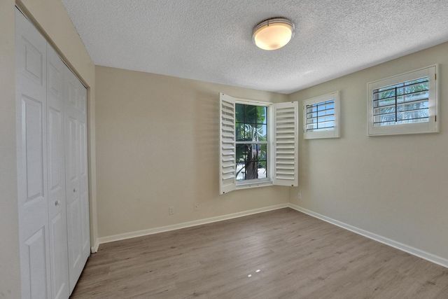 21193 Vía Eden, Boca Raton, FL 33433