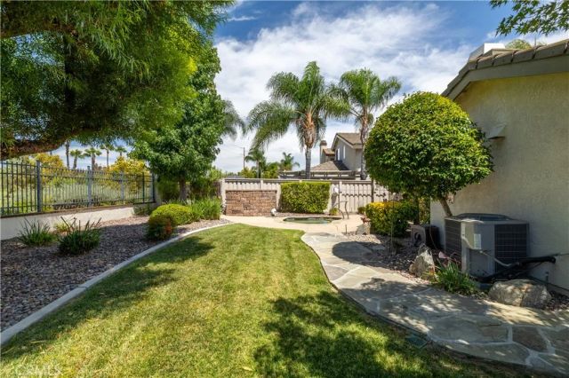 41519 Avenida De La Reina, Temecula, CA 92592