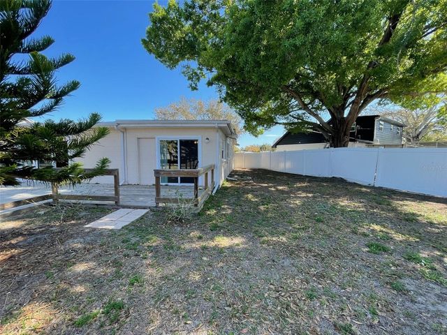 6556 27TH STREET N, St Petersburg, FL 33702