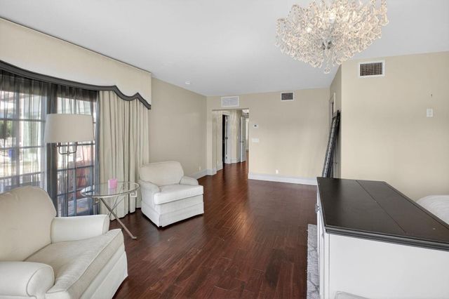 4816 S Lake Drive, Boynton Beach, FL 33436