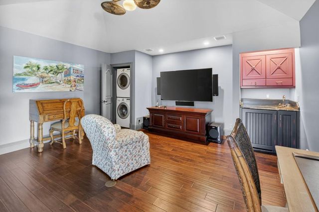 4816 S Lake Drive, Boynton Beach, FL 33436