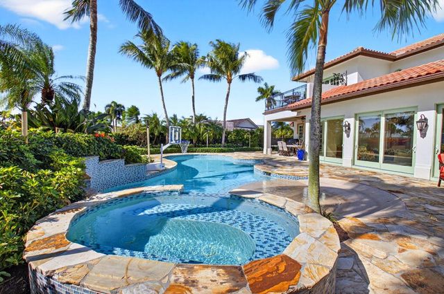 4816 S Lake Drive, Boynton Beach, FL 33436