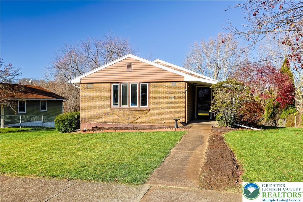 1631 Spring Garden Street, Wilson Boro, PA 18042