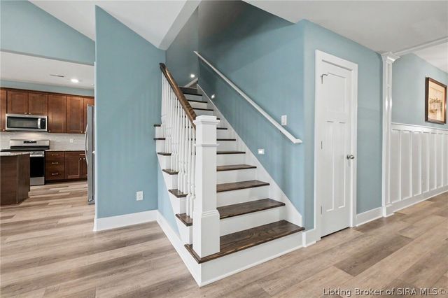 7805 Linwood Circle, Charlestown, IN 47111