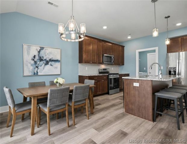 7805 Linwood Circle, Charlestown, IN 47111