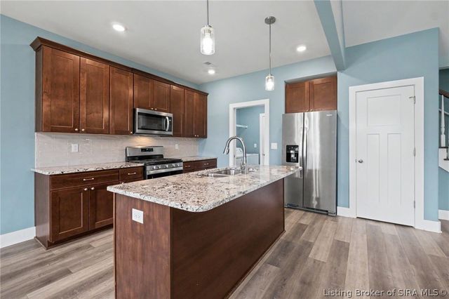 7805 Linwood Circle, Charlestown, IN 47111