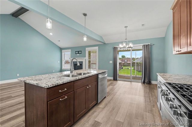 7805 Linwood Circle, Charlestown, IN 47111