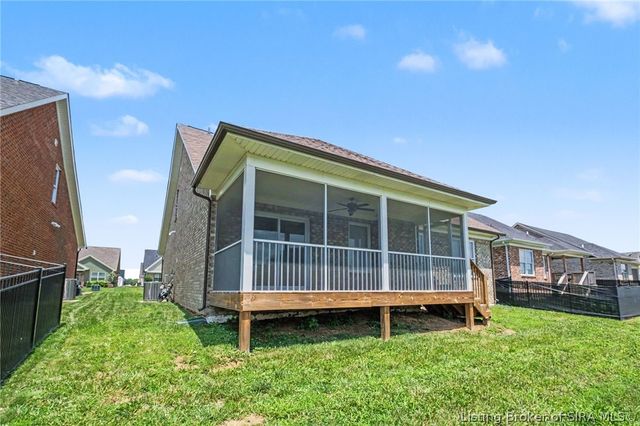 7805 Linwood Circle, Charlestown, IN 47111