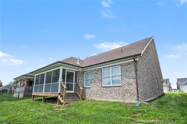 7805 Linwood Circle, Charlestown, IN 47111