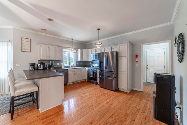 2219 Ticonderoga Street, Schererville, IN 46375