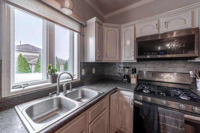 2219 Ticonderoga Street, Schererville, IN 46375