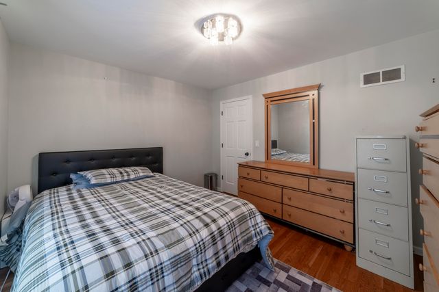 2219 Ticonderoga Street, Schererville, IN 46375