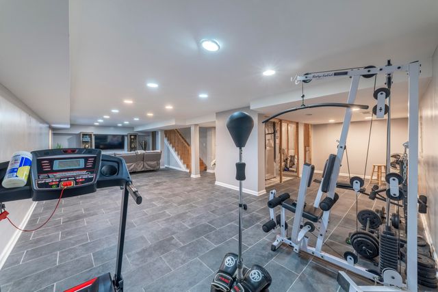 2219 Ticonderoga Street, Schererville, IN 46375