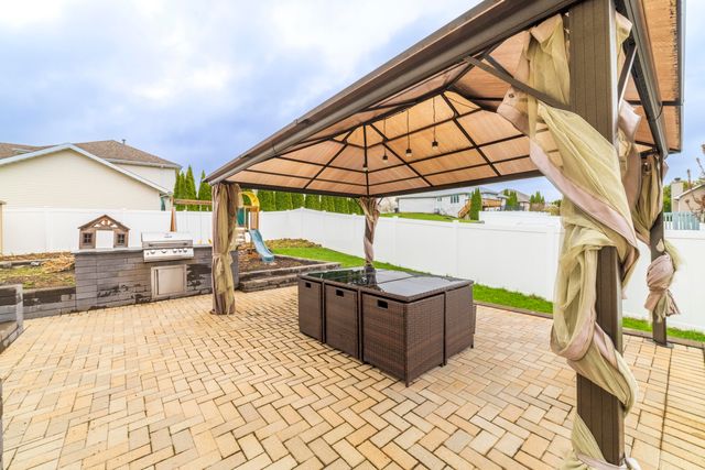 2219 Ticonderoga Street, Schererville, IN 46375