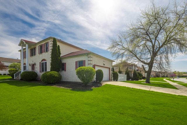 2219 Ticonderoga Street, Schererville, IN 46375