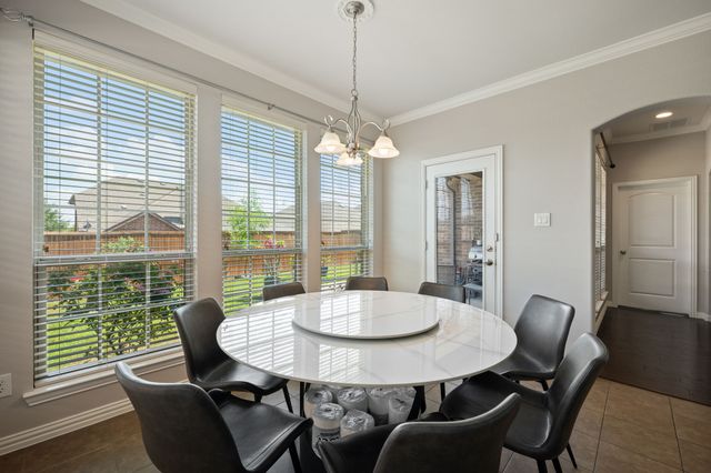 2528 Louis Lane, Lewisville, TX 75056