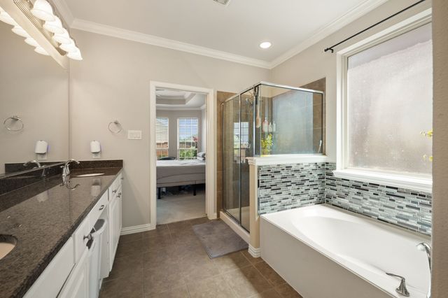 2528 Louis Lane, Lewisville, TX 75056