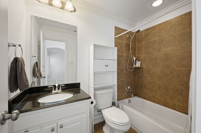 2528 Louis Lane, Lewisville, TX 75056
