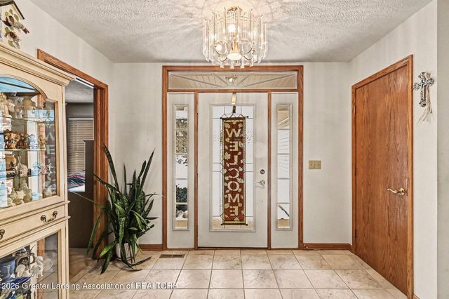 1901 E Stoll Road, Lansing, MI 48906