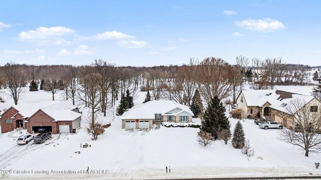 1901 E Stoll Road, Lansing, MI 48906