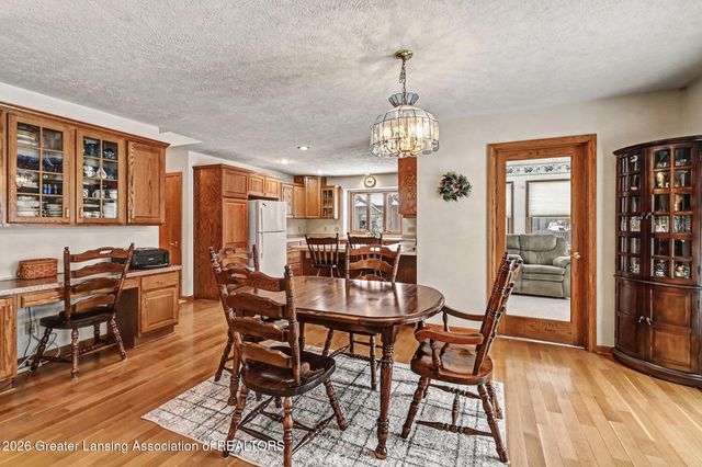 1901 E Stoll Road, Lansing, MI 48906