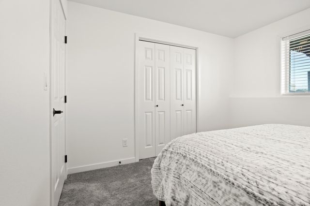 6381 Saint Ann Avenue, Horace, ND 58047