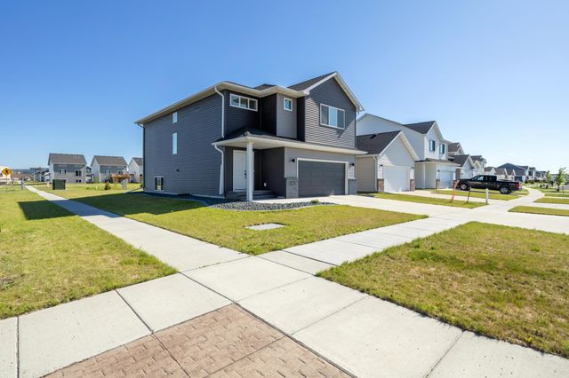 6381 Saint Ann Avenue, Horace, ND 58047